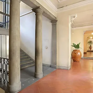 Apartment Apt. Salvia Pauline Suites, Palazzo Borghese, Florence